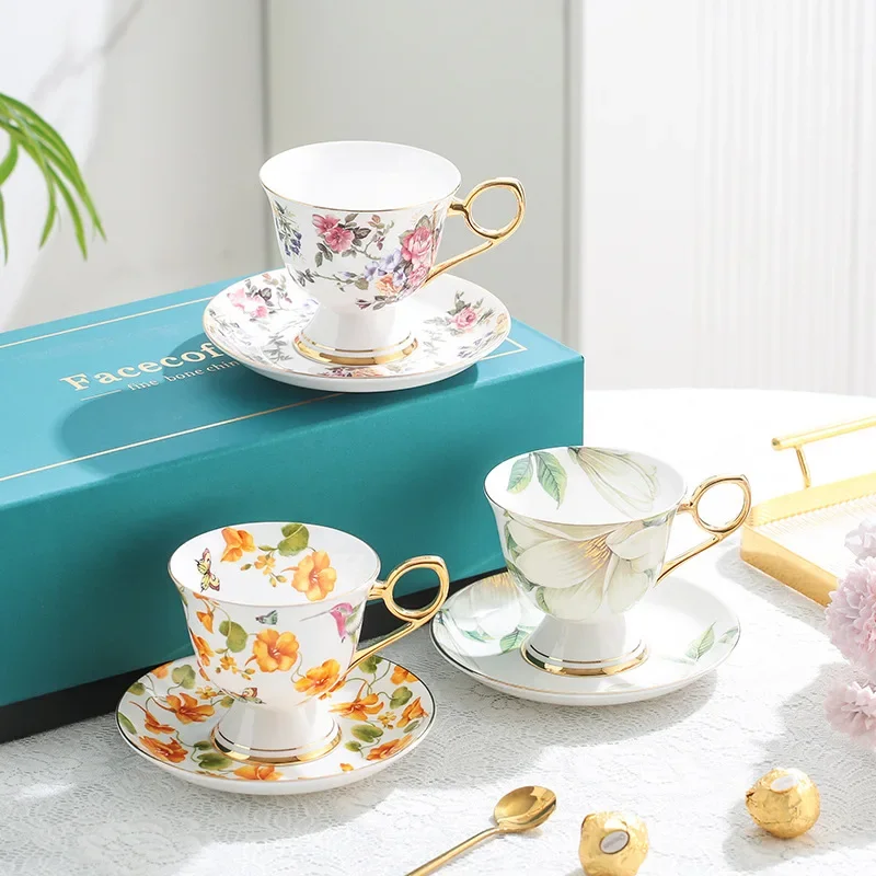 Celadon Ceramic Cup - Xícara de Café e Pires com